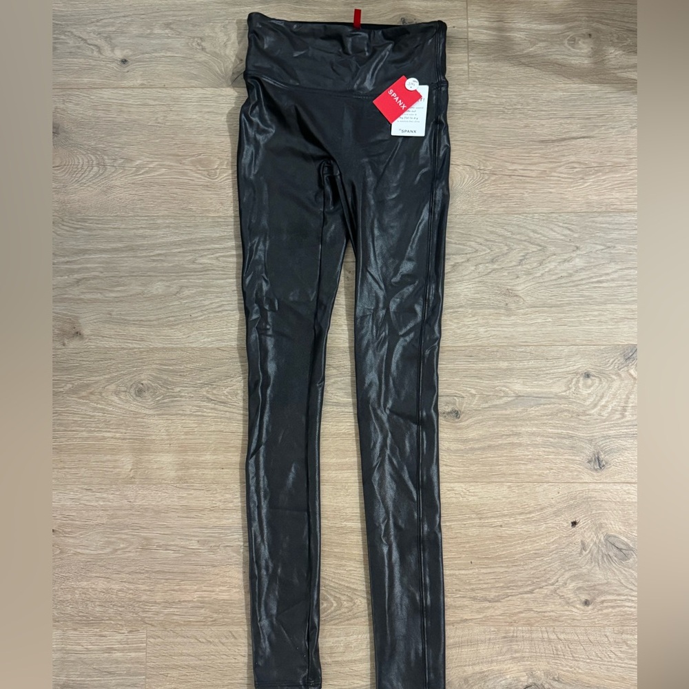 Spanx Shinny Faux Leather Leggings Tall Sz S NWT
